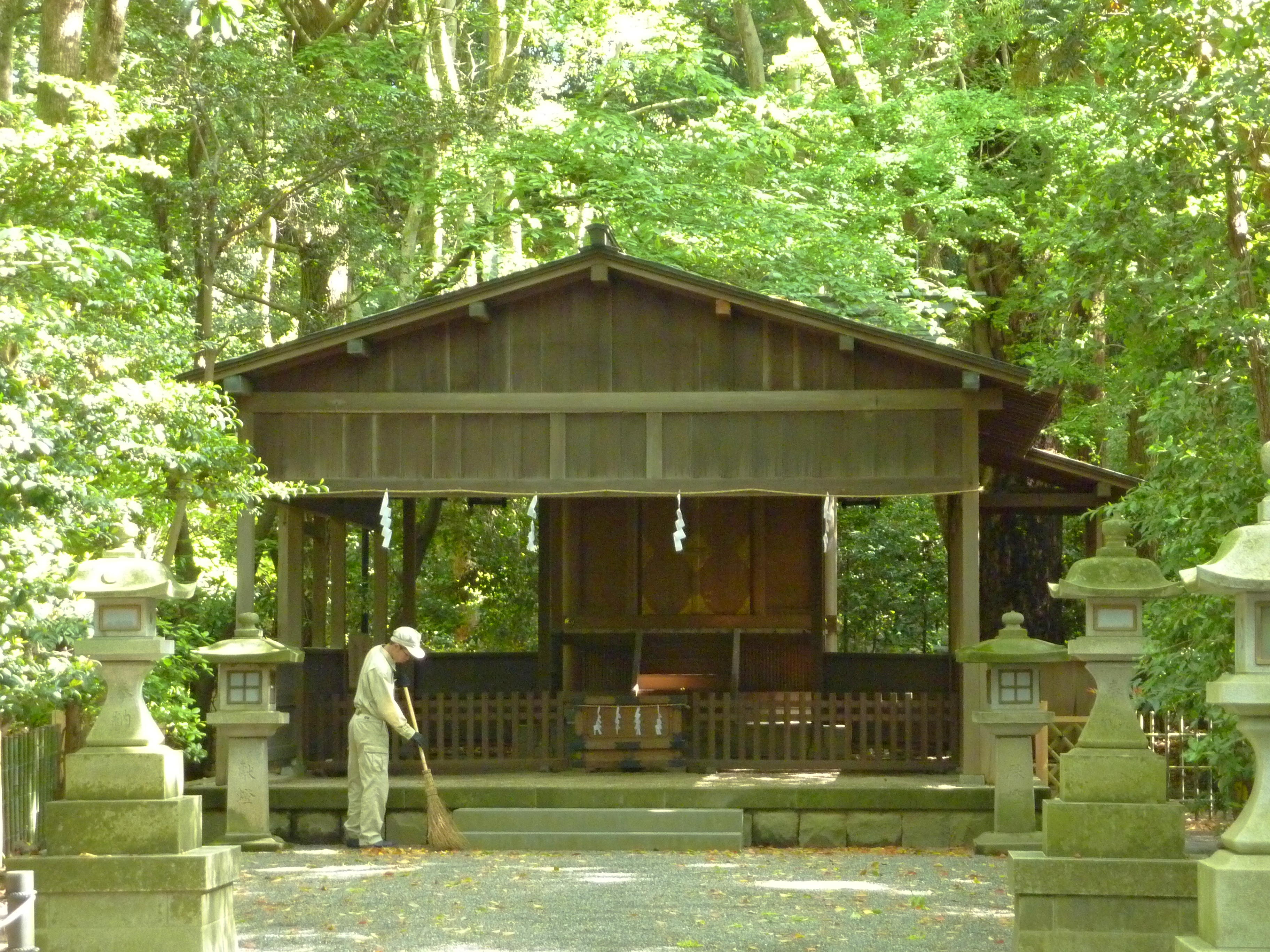 鎌倉八幡宮境内(額装済み) 鎌倉八幡宮境内(額装済み)